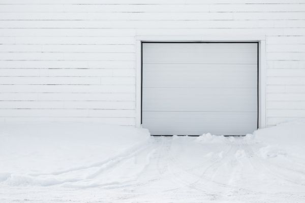 Giel-Garage-Doors-preparing-garage-door-for-winter