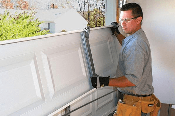 4 Reasons to Hire a Professional to Install Your Garage Door